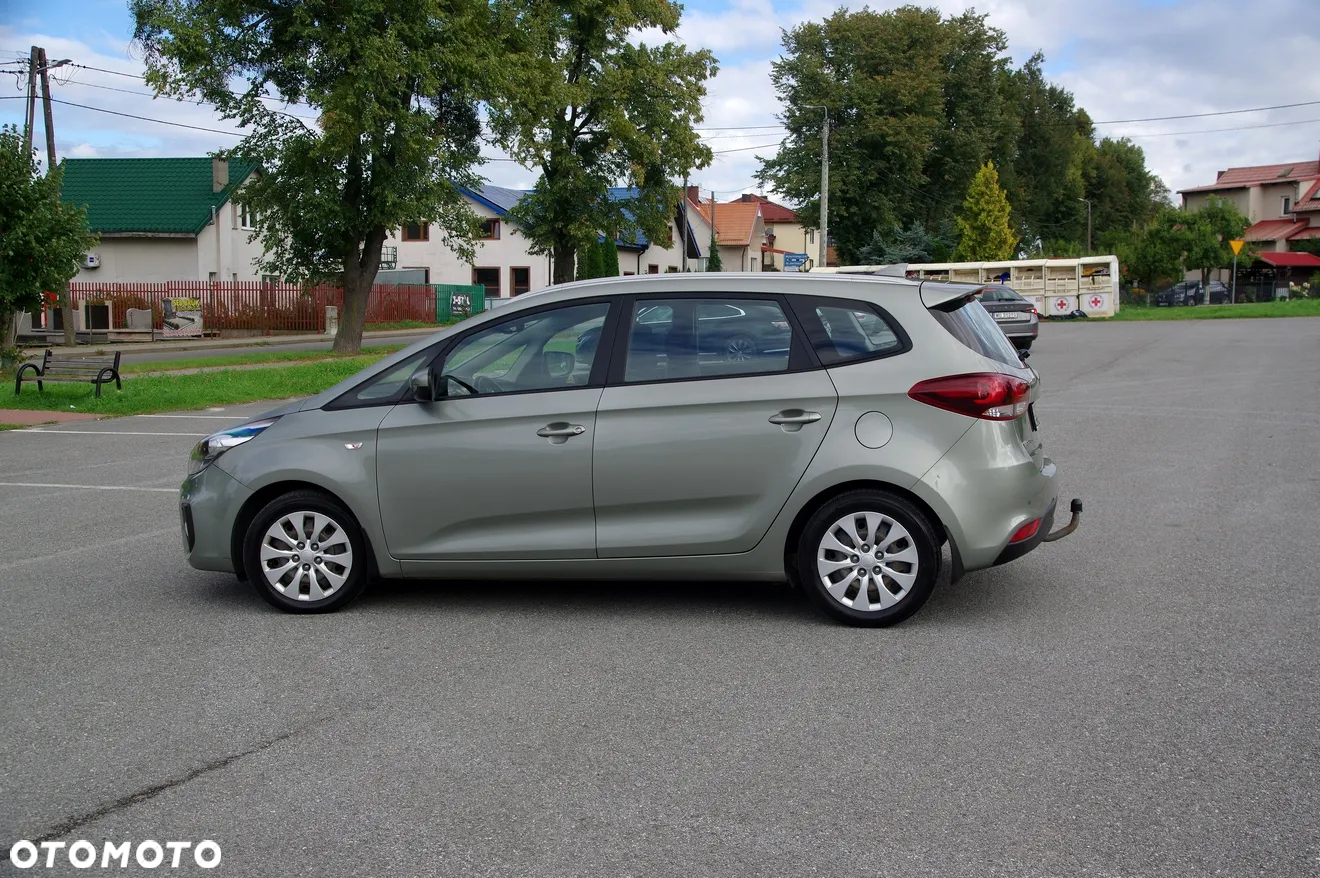 Kia Carens 1.7 CRDi XL 7os - 12