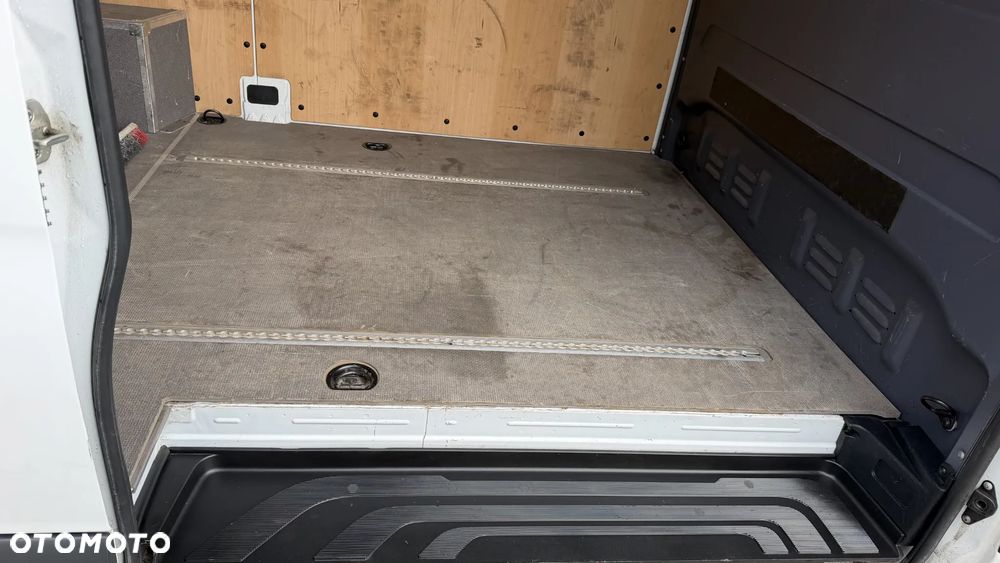 Mercedes-Benz Sprinter 317 - 22