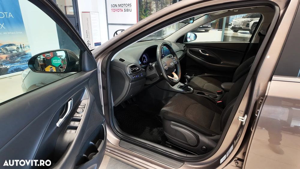 Hyundai i30 1.5 110CP M/T Highway - 11
