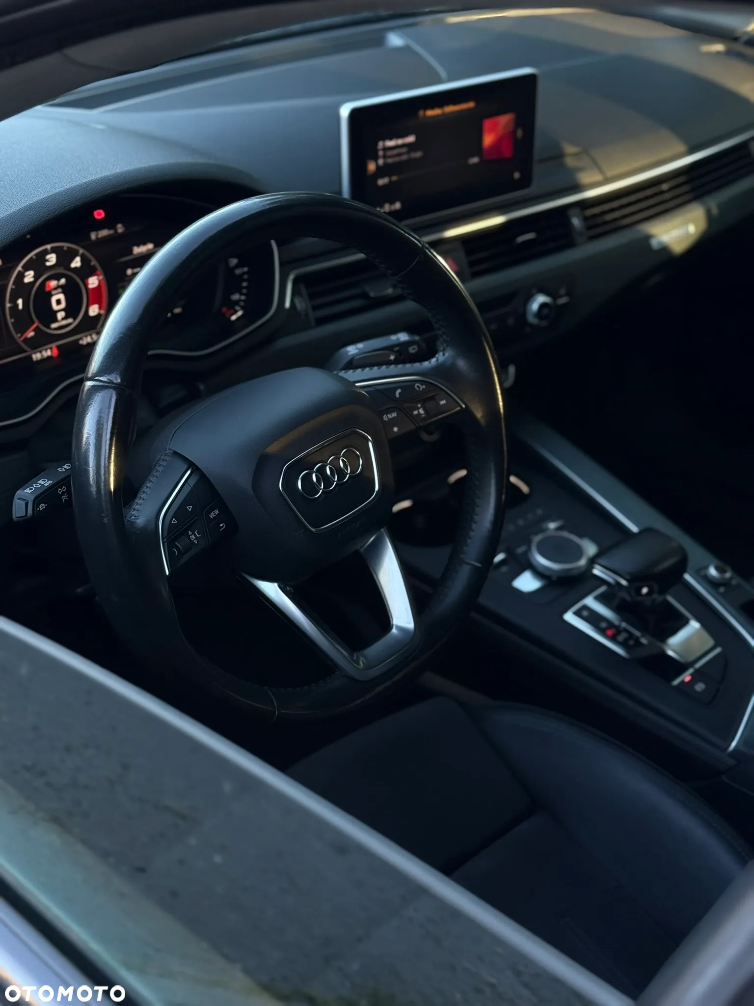 Audi A4 2.0 TDI Quattro Design S tronic - 22