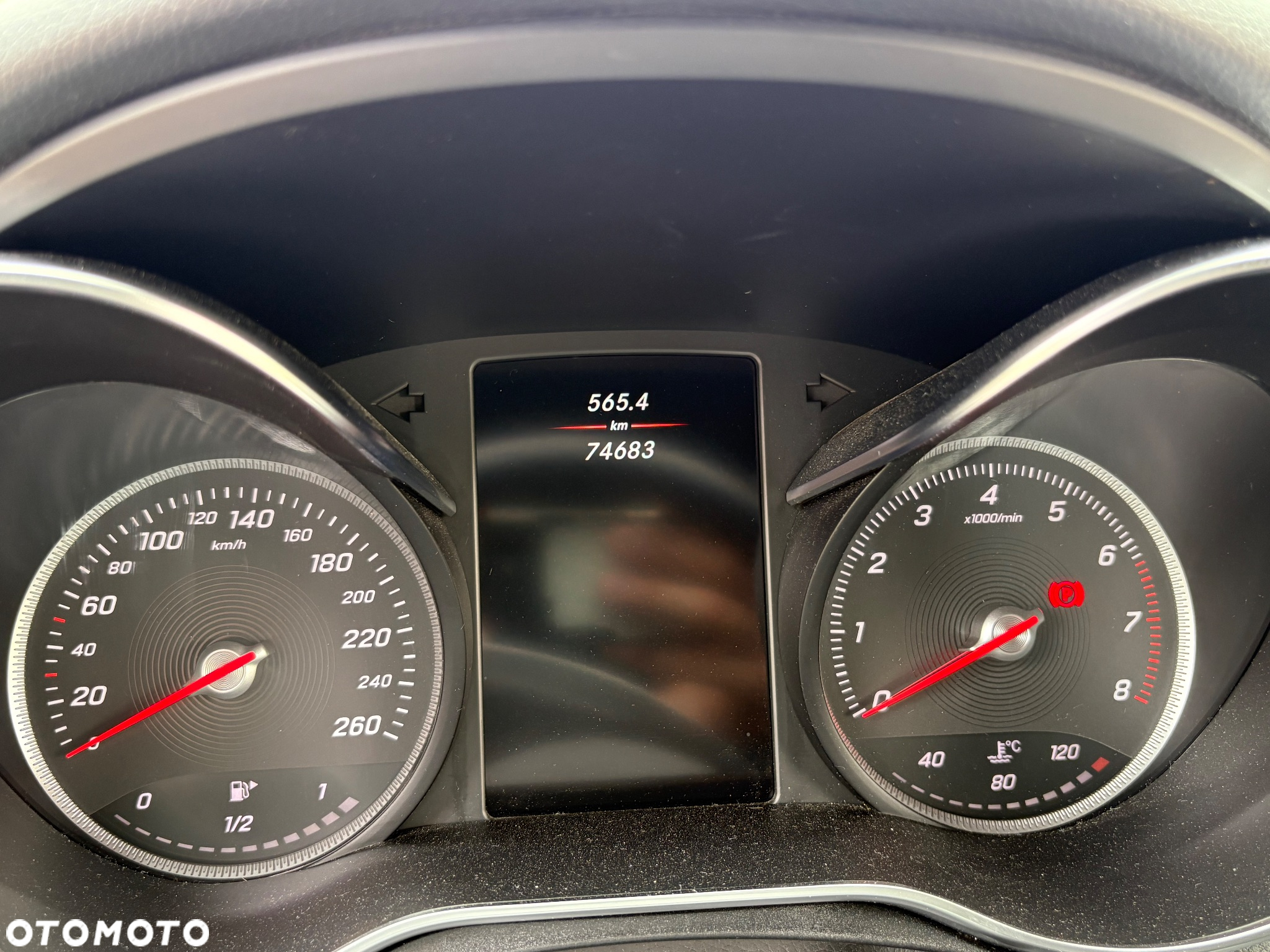 Mercedes-Benz Klasa C 180 Cabrio 9G-TRONIC AMG Line - 14