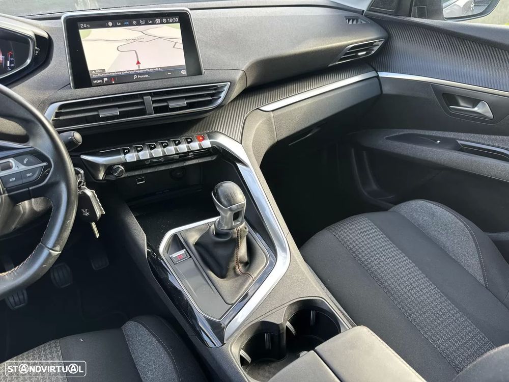 Peugeot 5008 1.2 PureTech Allure - 31