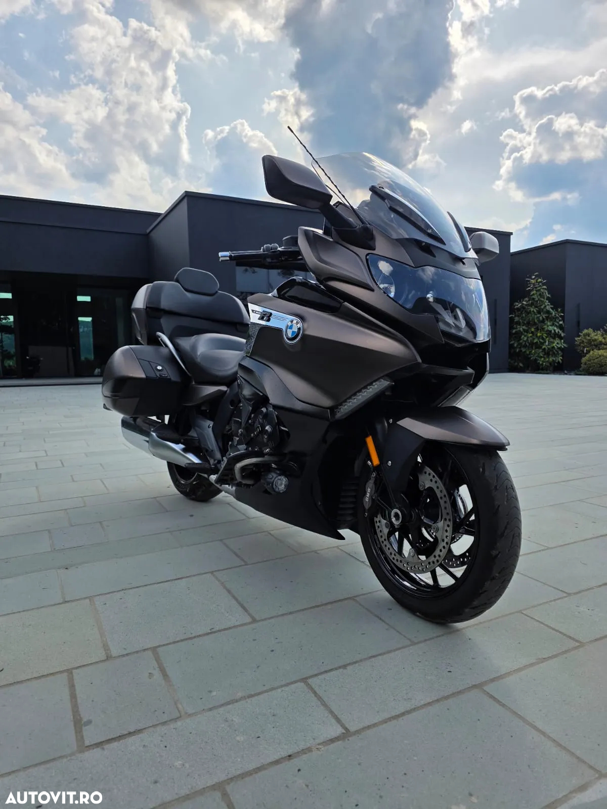 BMW K1600 Grand America - 2