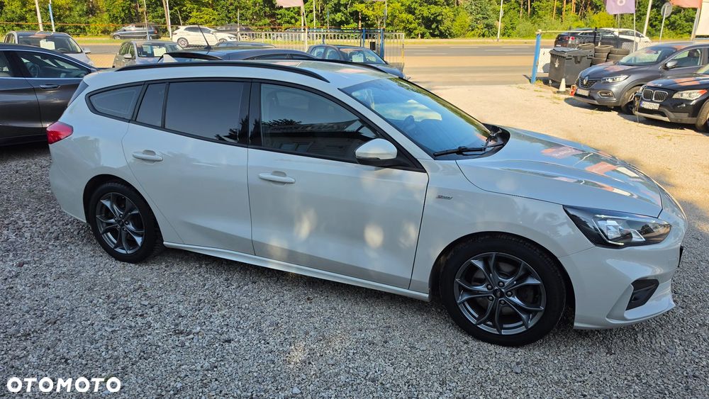 Ford Focus 1.5 EcoBoost ST-Line - 36