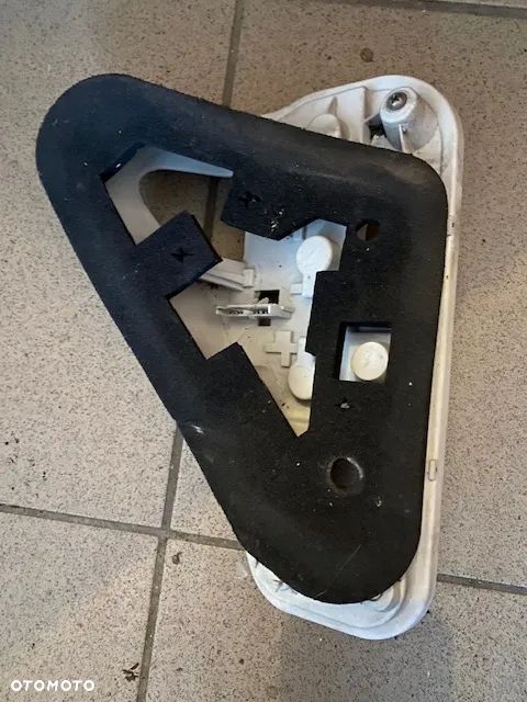 WKŁAD LAMPY PRAWY TYŁ OPEL ASTRA H KOMBI 417042R - 2