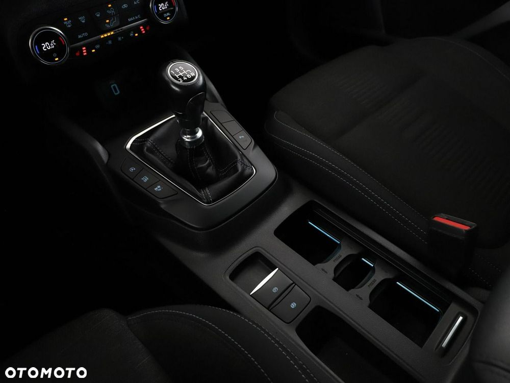 Ford Focus 1.0 EcoBoost mHEV Active - 30