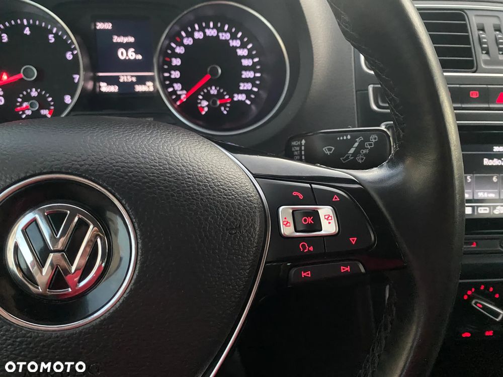 Volkswagen Polo 1.2 TSI BMT Comfortline - 24
