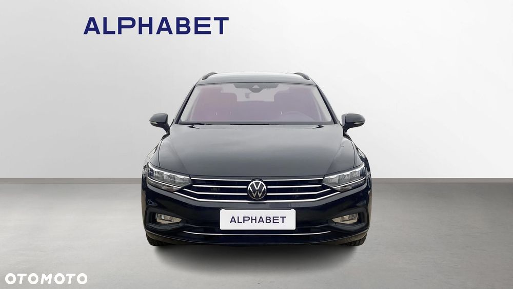 Volkswagen Passat - 8