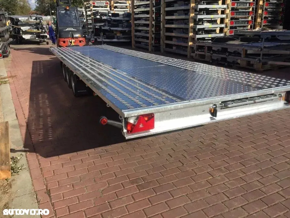Niewiadow Remorca/Platforma Transport auto 3 axe 8.5m 3500kg - 7