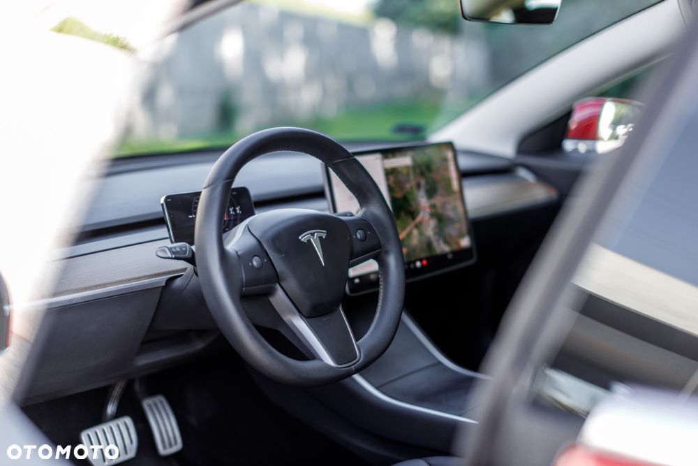 Tesla Model 3 - 26