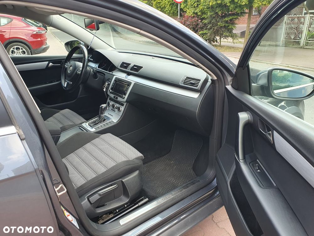 Volkswagen Passat Alltrack 2.0 TDI 4Motion DSG BlueMotion Tec - 11