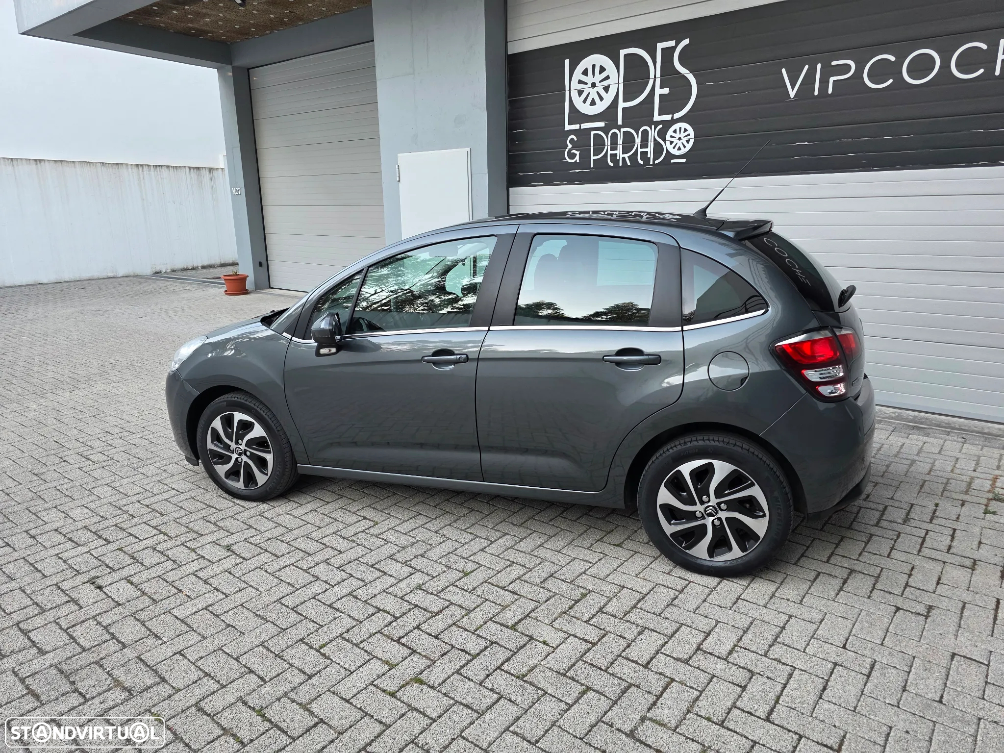 Citroën C3 1.6 BlueHDi Exclusive - 4