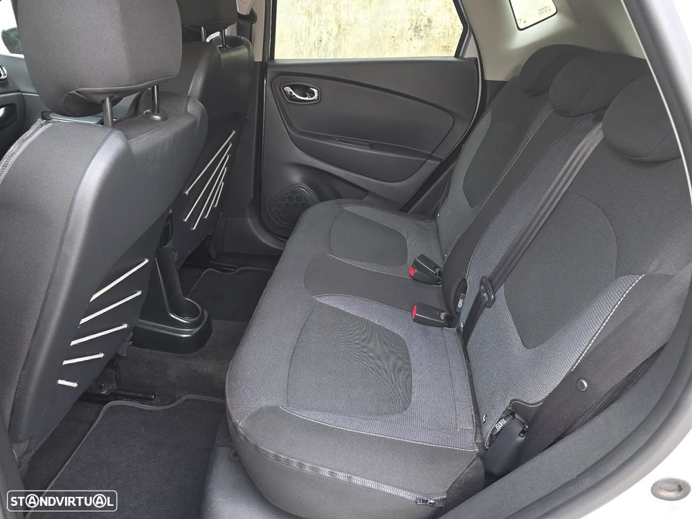 Renault Captur 0.9 TCE Exclusive - 25