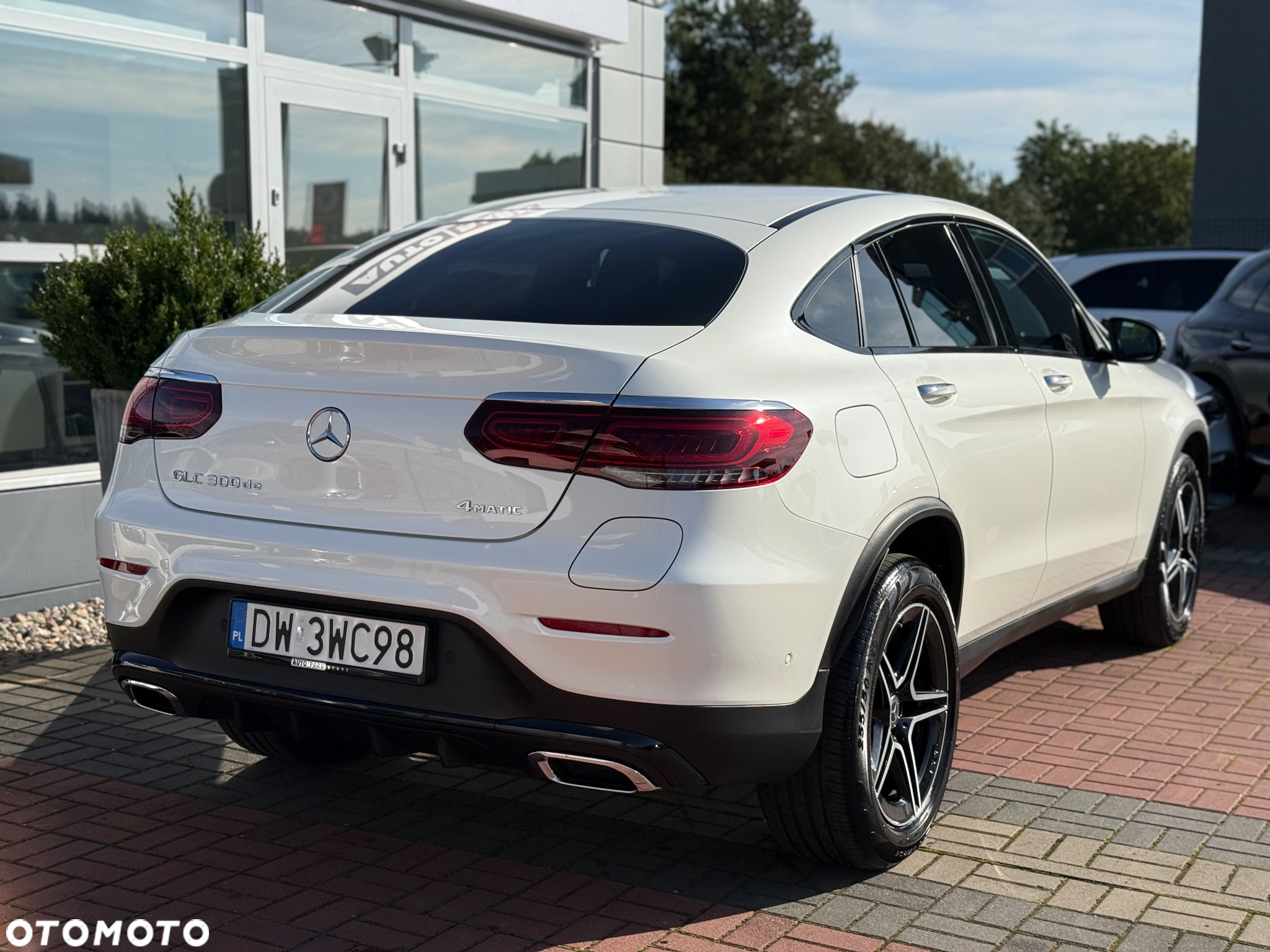 Mercedes-Benz GLC Coupe 300 de 4-Matic Business Edition - 2
