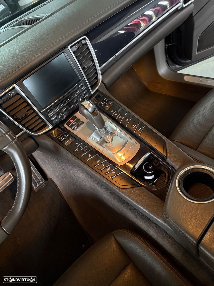 Porsche Panamera S E-Hybrid - 15