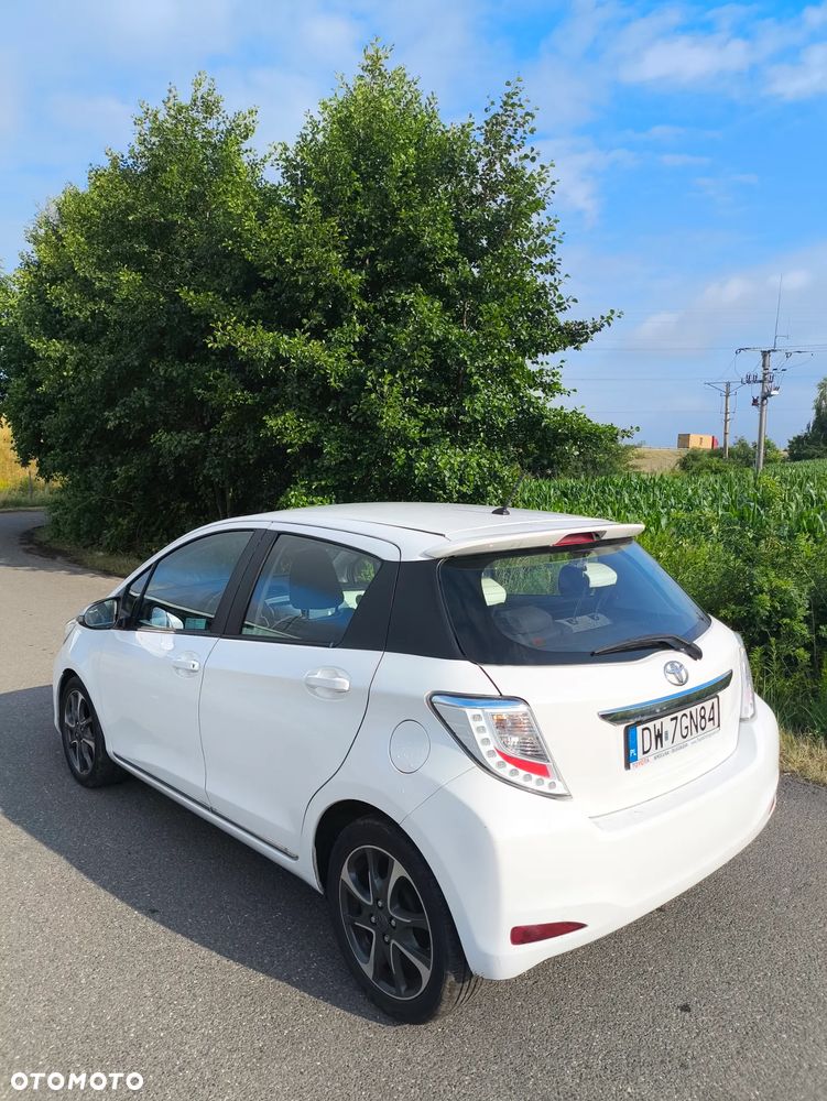 Toyota Yaris 1.33 Prestige - 3