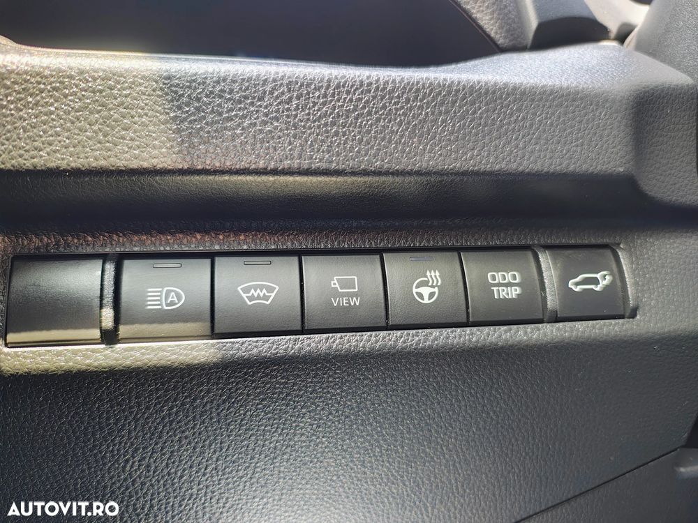 Toyota RAV4 2.5 VVT-iE 4x4 Luxury - 14