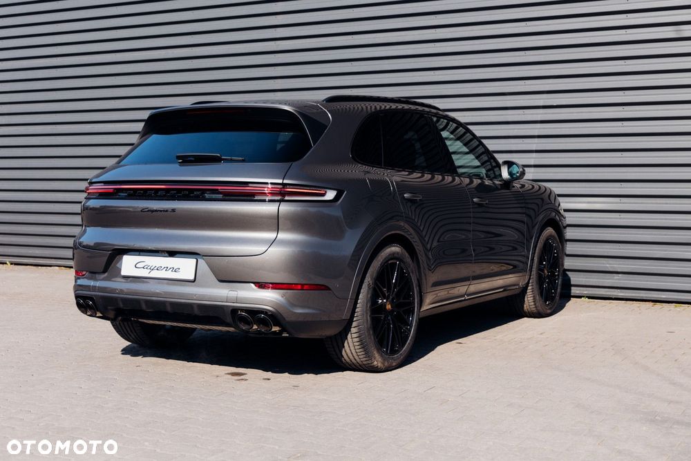 Porsche Cayenne S - 5