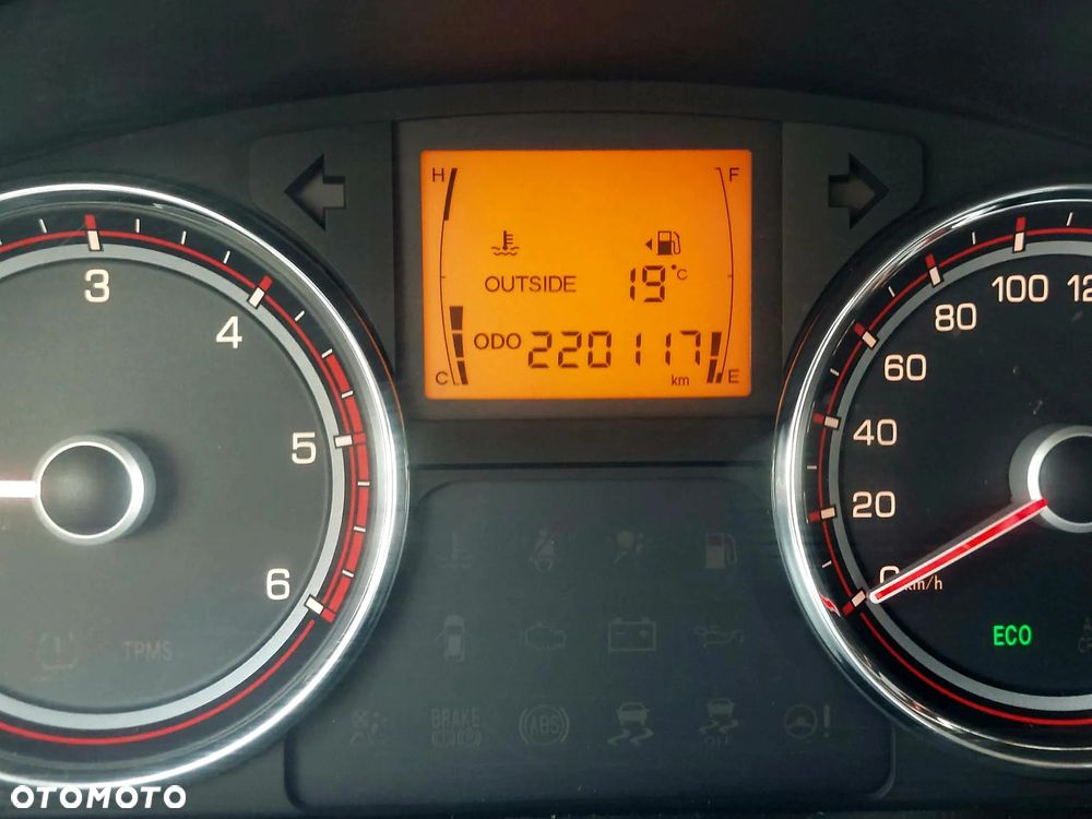 SsangYong/KGM Korando 2.0 e-XDi Sapphire - 20
