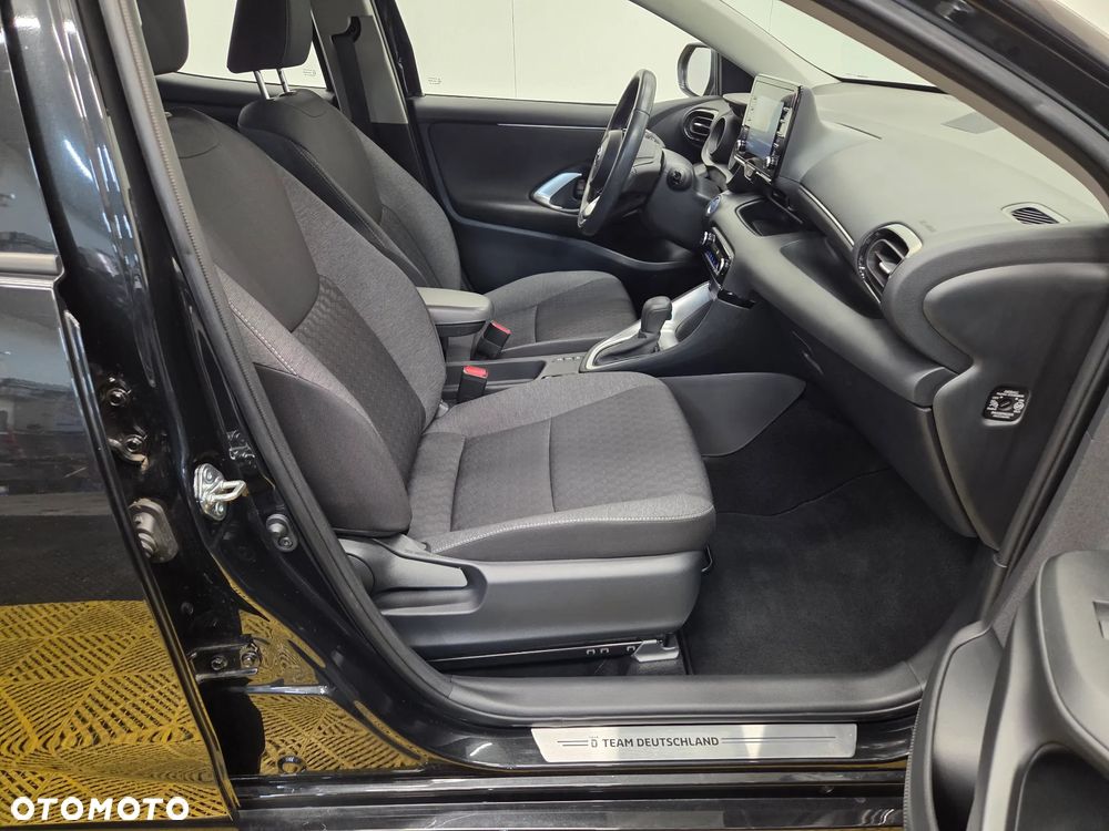 Toyota Yaris Hybrid 1.5 Executive - 10