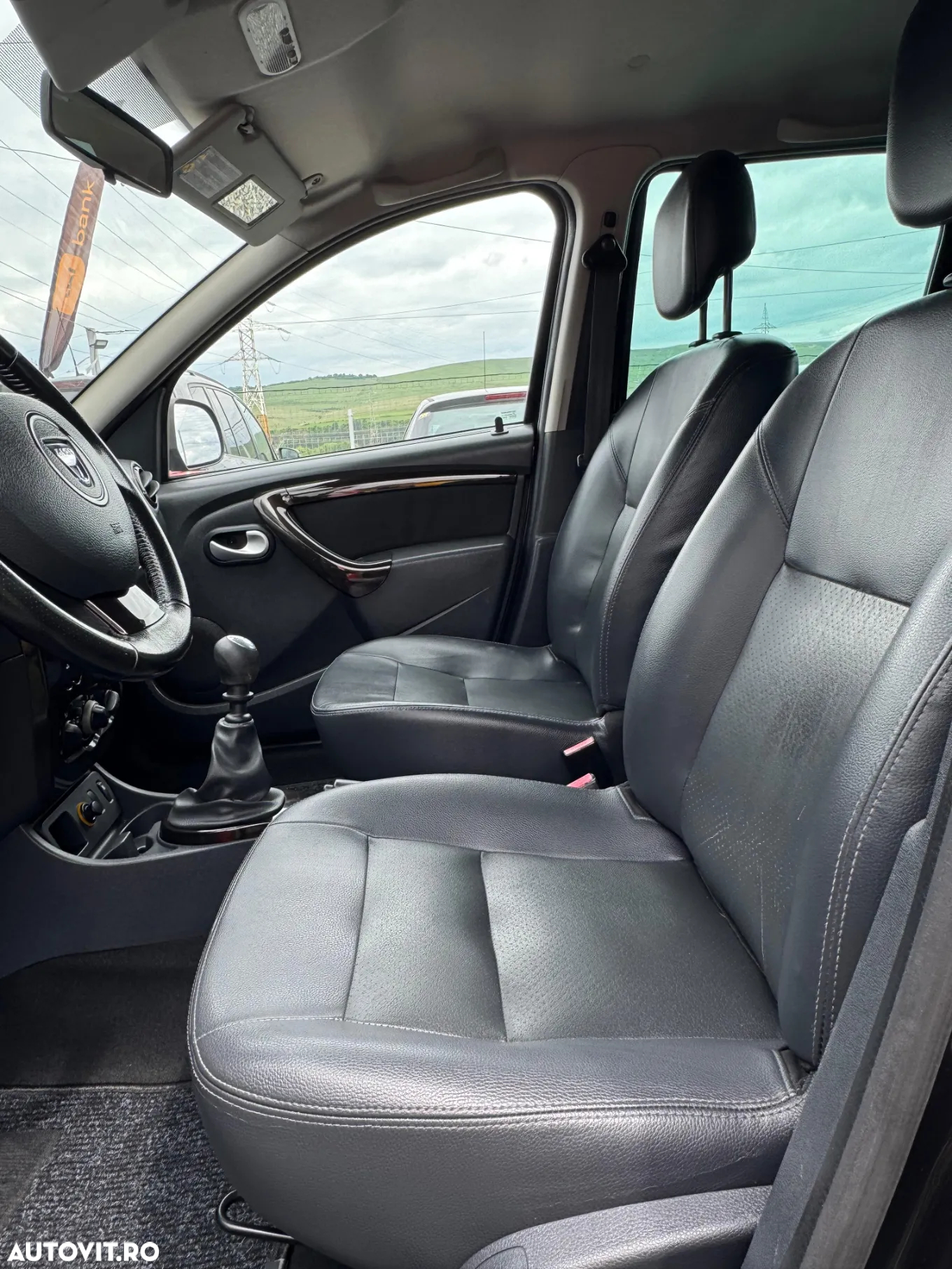 Dacia Duster 1.5 dCi 4x2 Prestige - 9