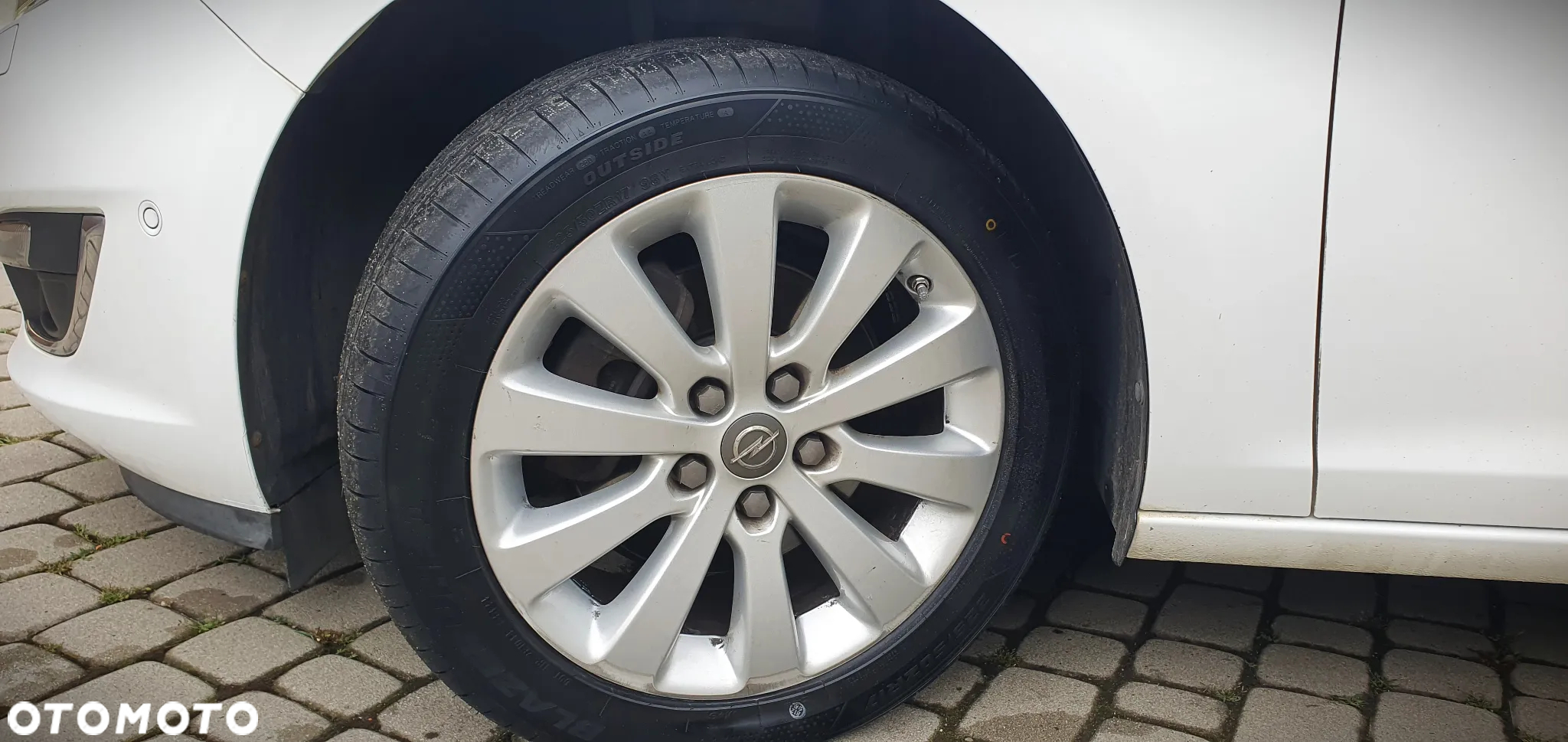 Opel Astra 2.0 CDTI Exklusiv - 5