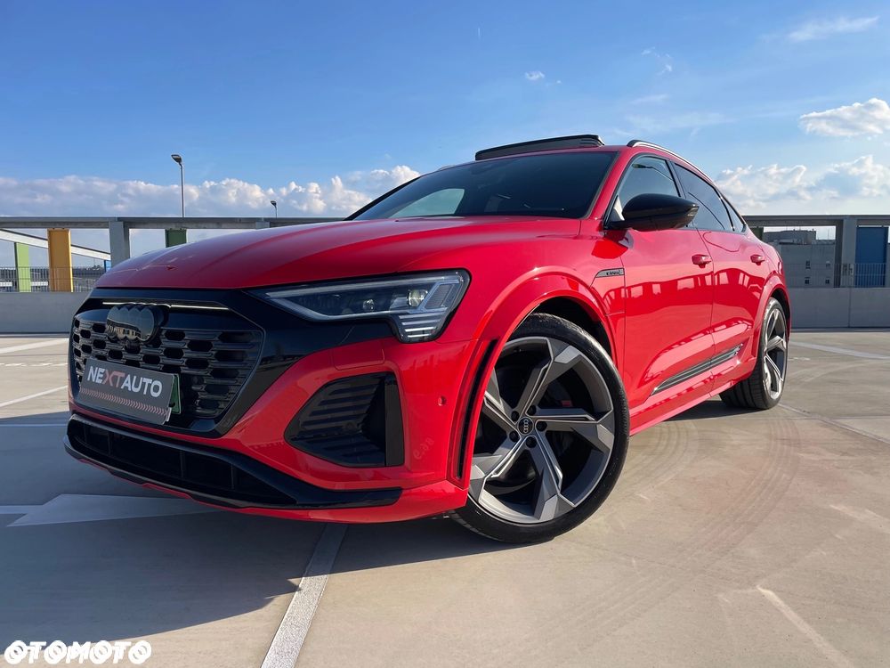 Audi Q8 Sportback e-tron - 2
