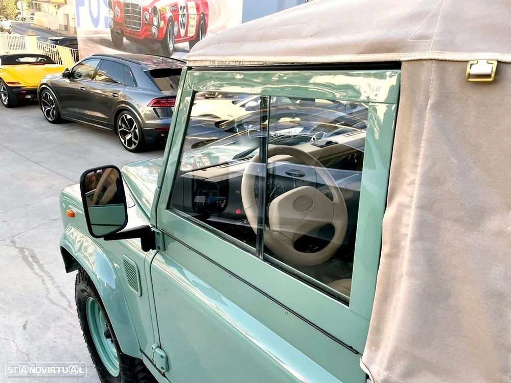 Land Rover Defender 90 2.5 TDi Metal Top - 57