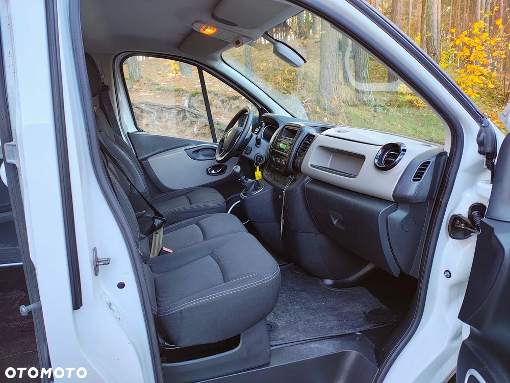 Renault Trafic - 11