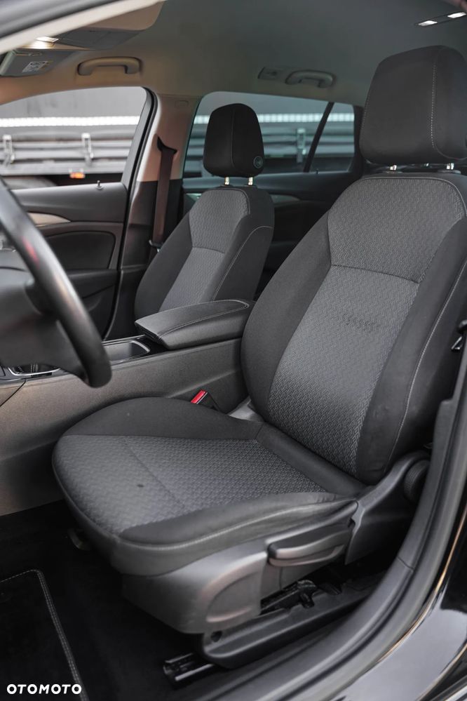 Opel Insignia 2.0 CDTI Innovation S&S - 22