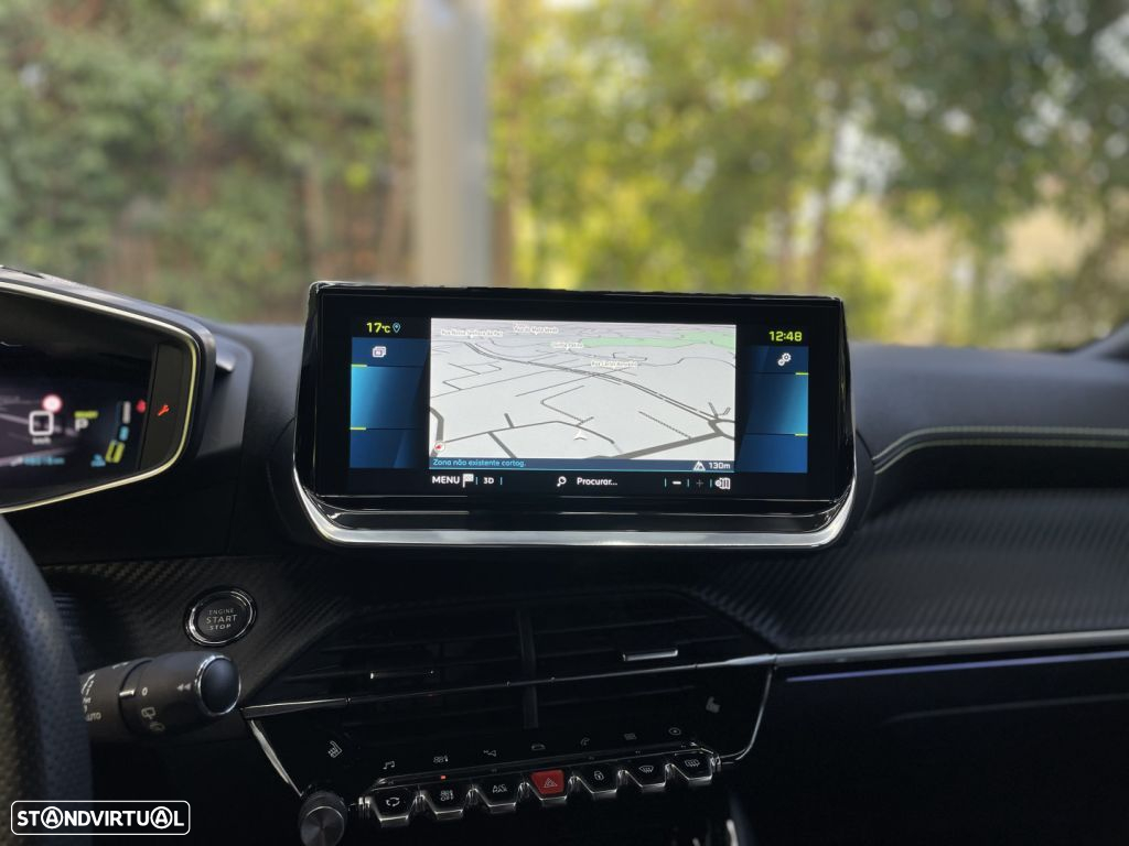 Peugeot e-2008 50 kWh GT - 35