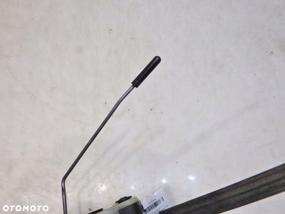 ZAMEK DRZWI PRAWY TYŁ 6 PIN OPEL INSIGNIA A KOMBI 3023804 - 3