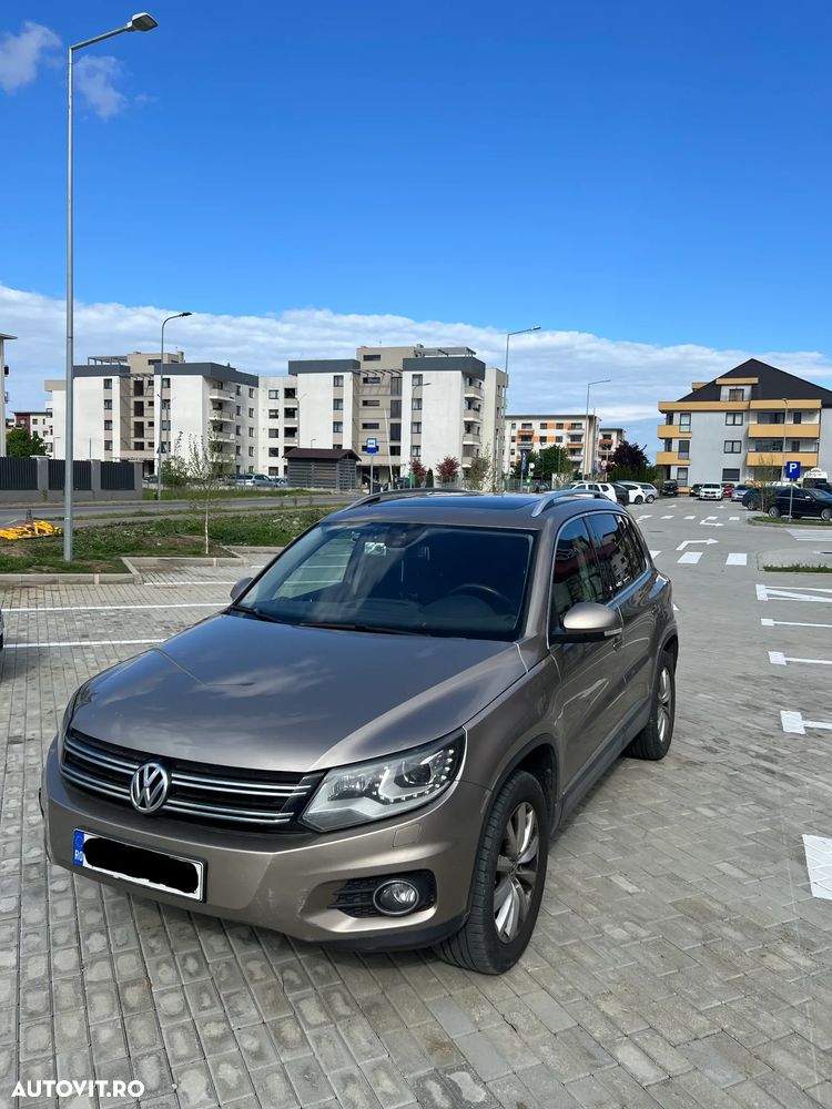 Volkswagen Tiguan - 10