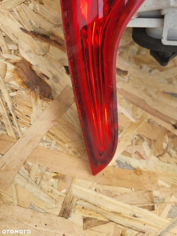 Lampa tylna prawa Peugeot 2008 - 2