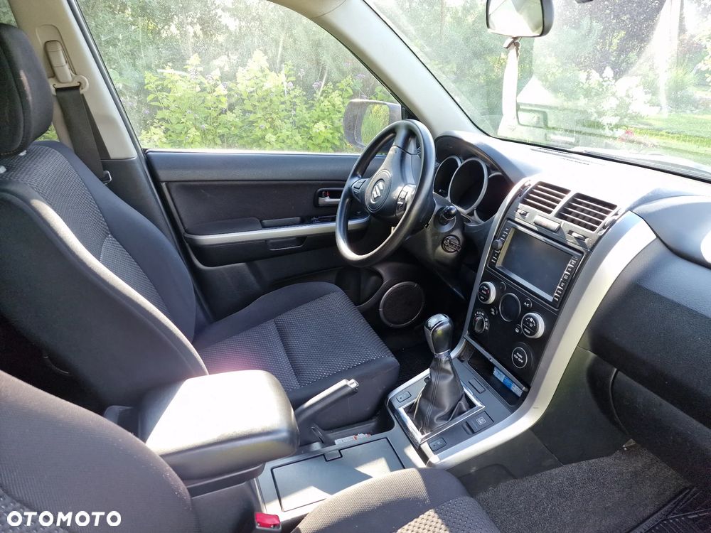 Suzuki Grand Vitara 1.9 DDiS Comfort - 8