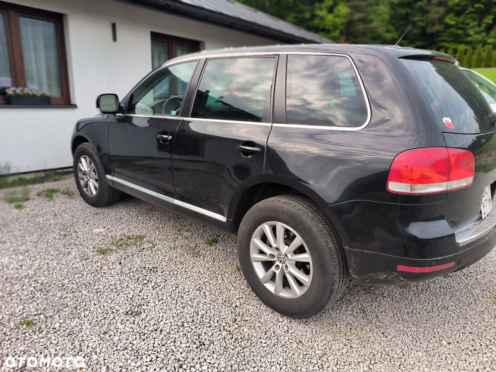 Volkswagen Touareg - 2