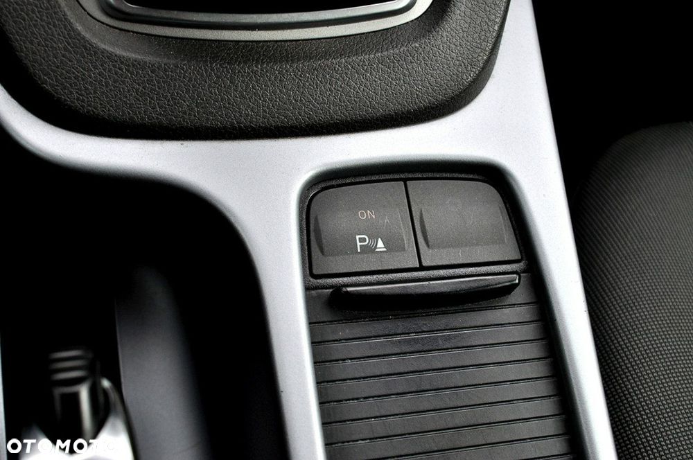 Ford Kuga 2.0 TDCi Titanium - 25