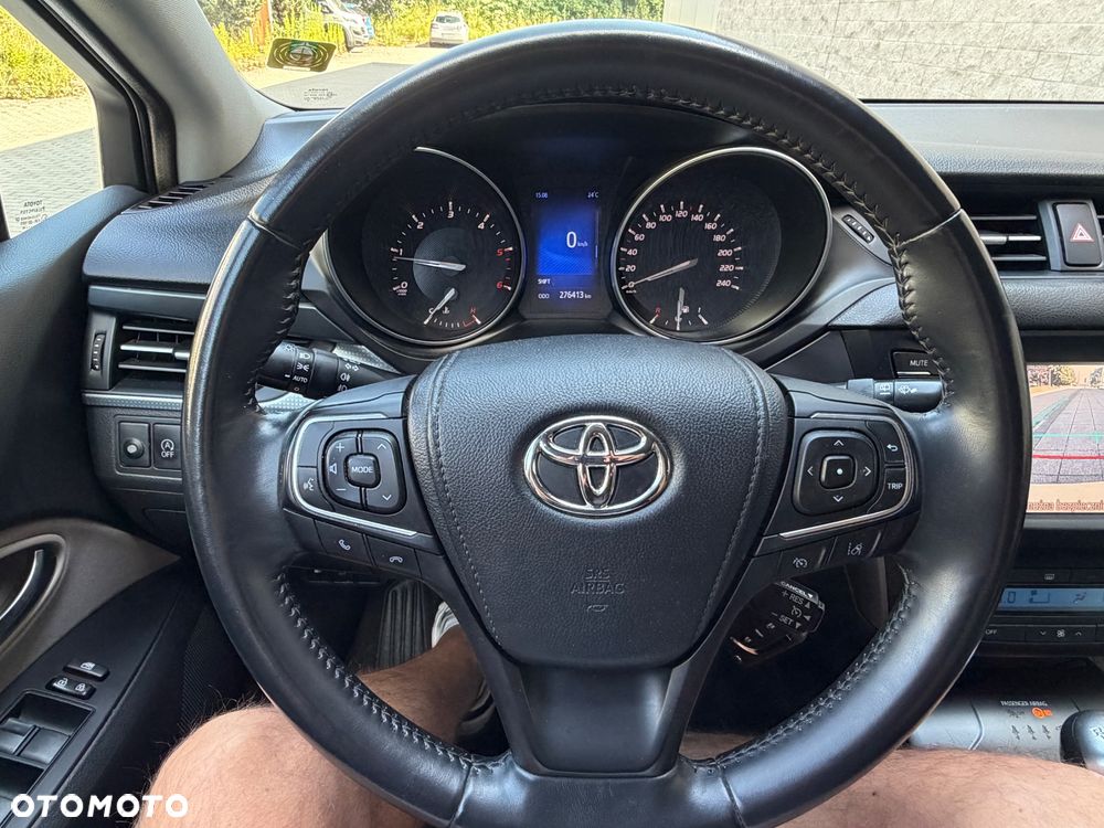 Toyota Avensis 2.0 D-4D Prestige - 15