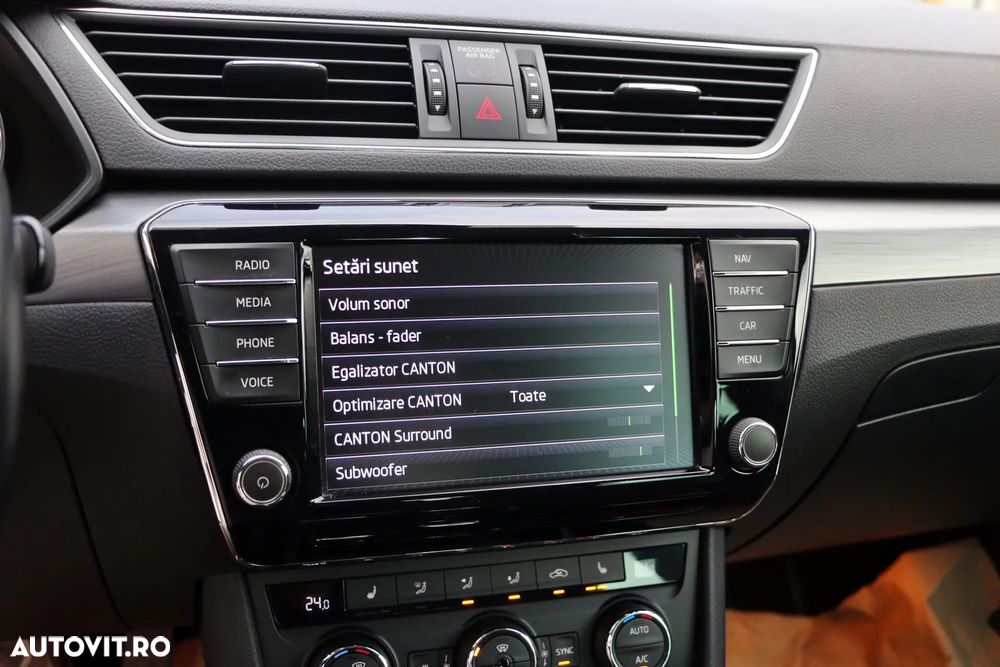 Skoda Superb 2.0 TDI DSG Style - 28