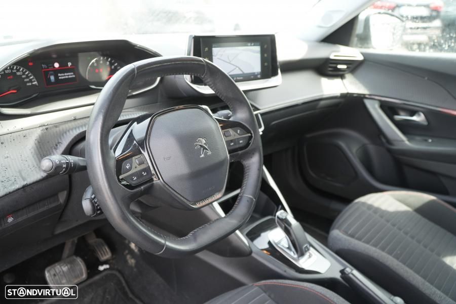 Peugeot 2008 1.2 PureTech Allure Pack EAT8 - 12