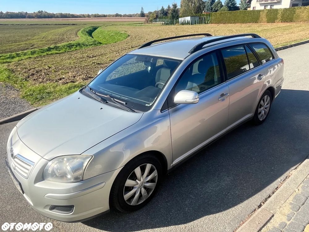 Toyota Avensis 2.0 D-4D Combi - 4