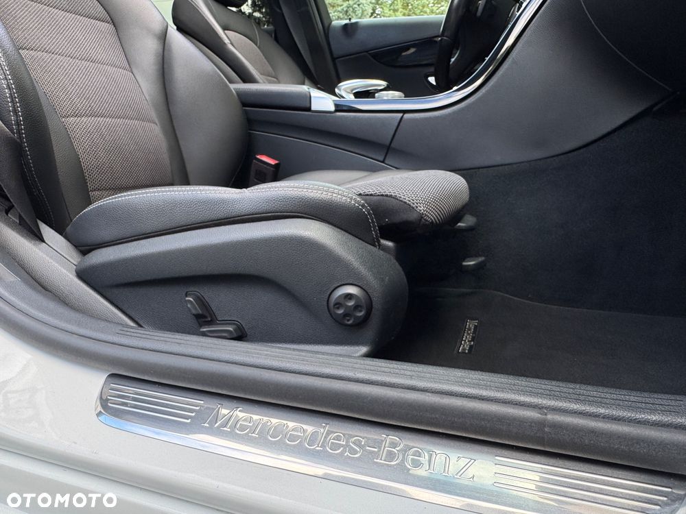 Mercedes-Benz Klasa C 220 (BlueTEC) d 7G-TRONIC - 30