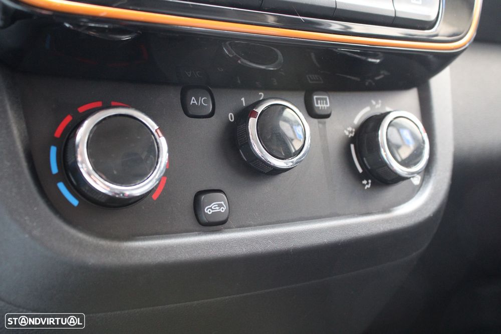 Dacia Spring Comfort Plus - 18