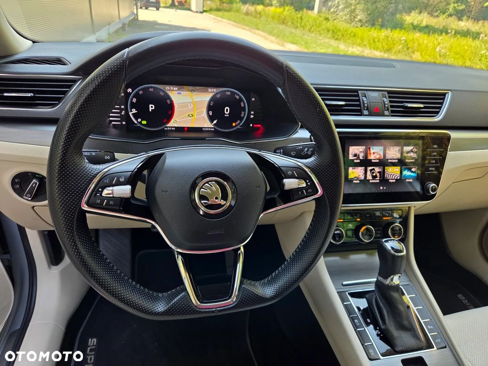 Skoda Superb 2.0 TSI Style DSG - 27