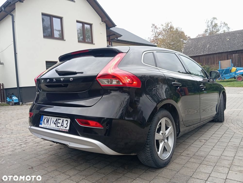 Volvo V40 D2 - 7