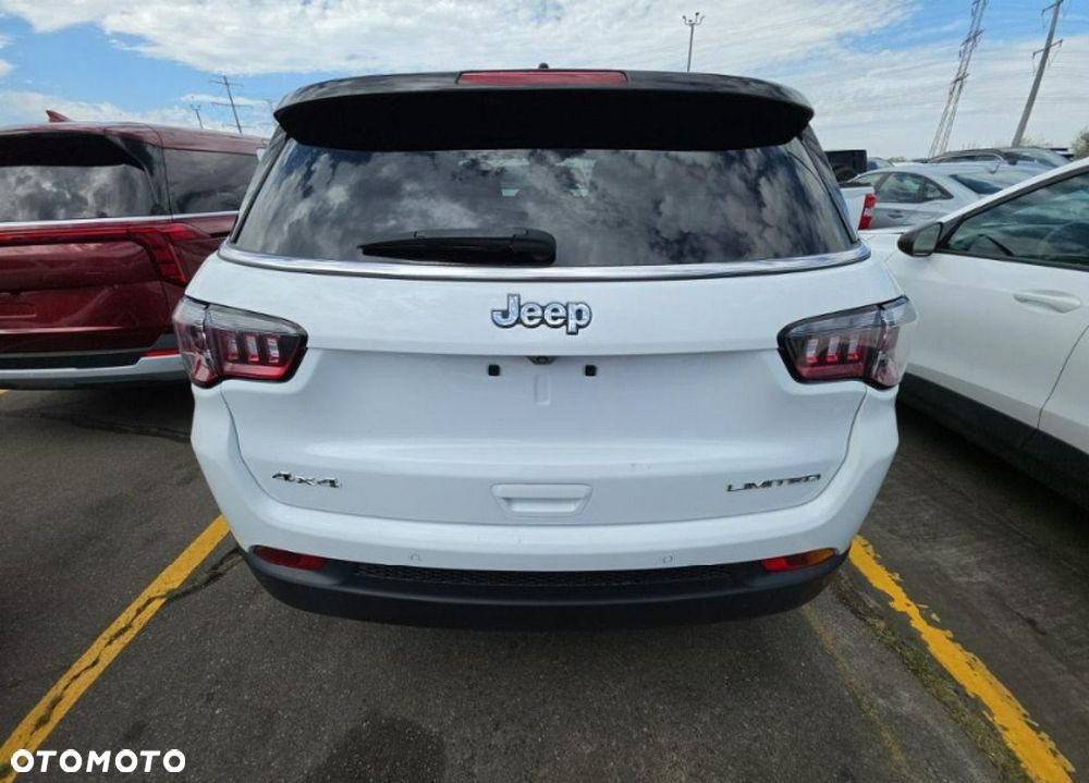 Jeep Compass - 6