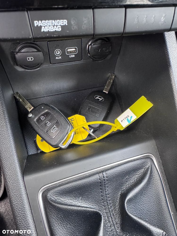 Hyundai i20 - 13