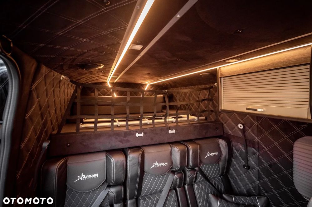 Mercedes-Benz Sprinter - 15