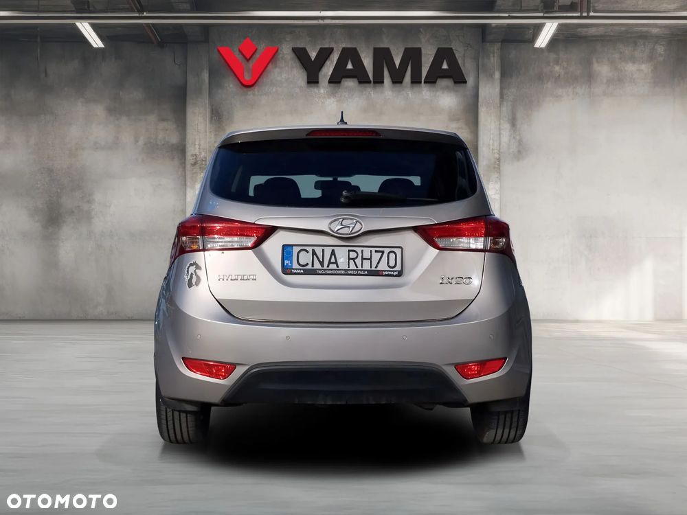 Hyundai ix20 1.6 Premium - 4