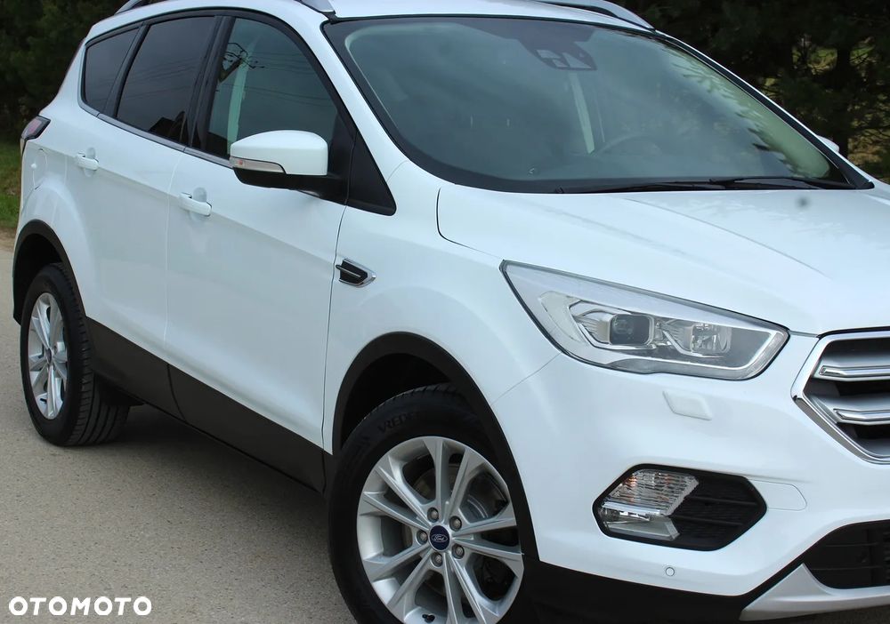 Ford Kuga - 16